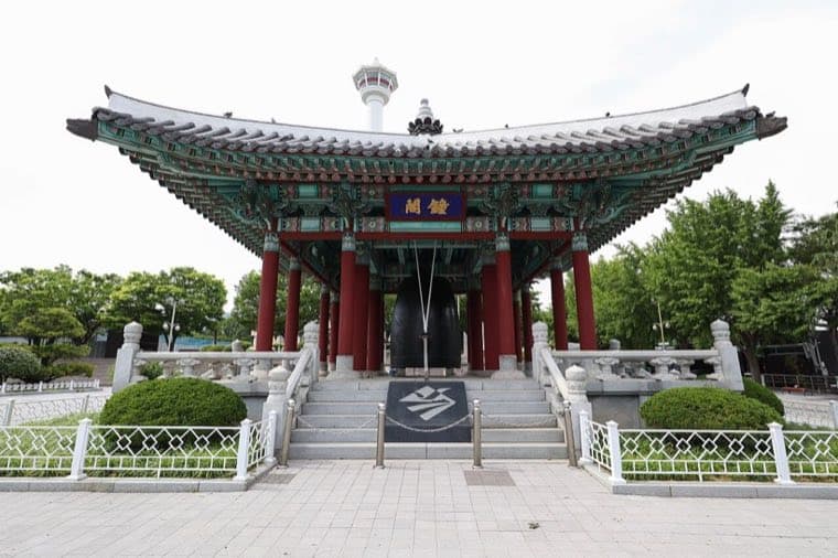 용두산공원 부산타워